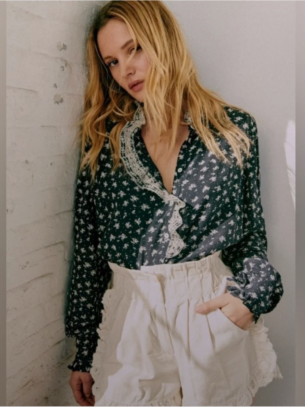 Sezane SEA Ny collaborate Chloe shirt in size 34 new without tag